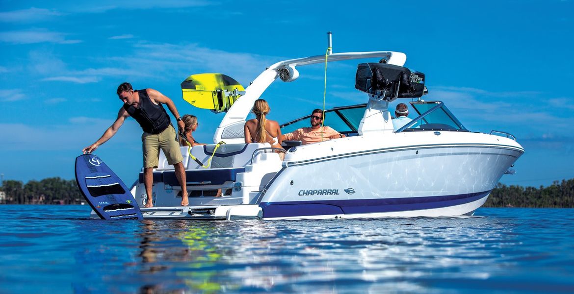 Chaparral 30 Surf