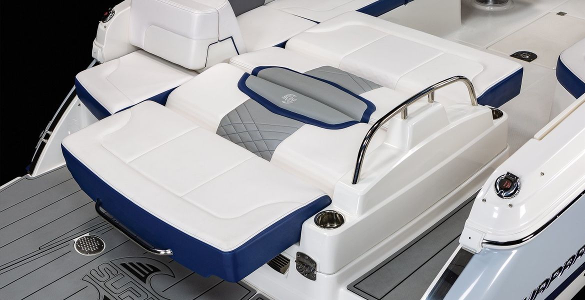Chaparral 30 Surf
