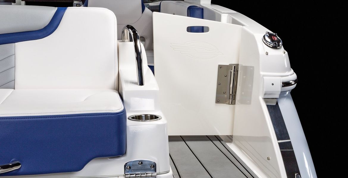 Chaparral 30 Surf